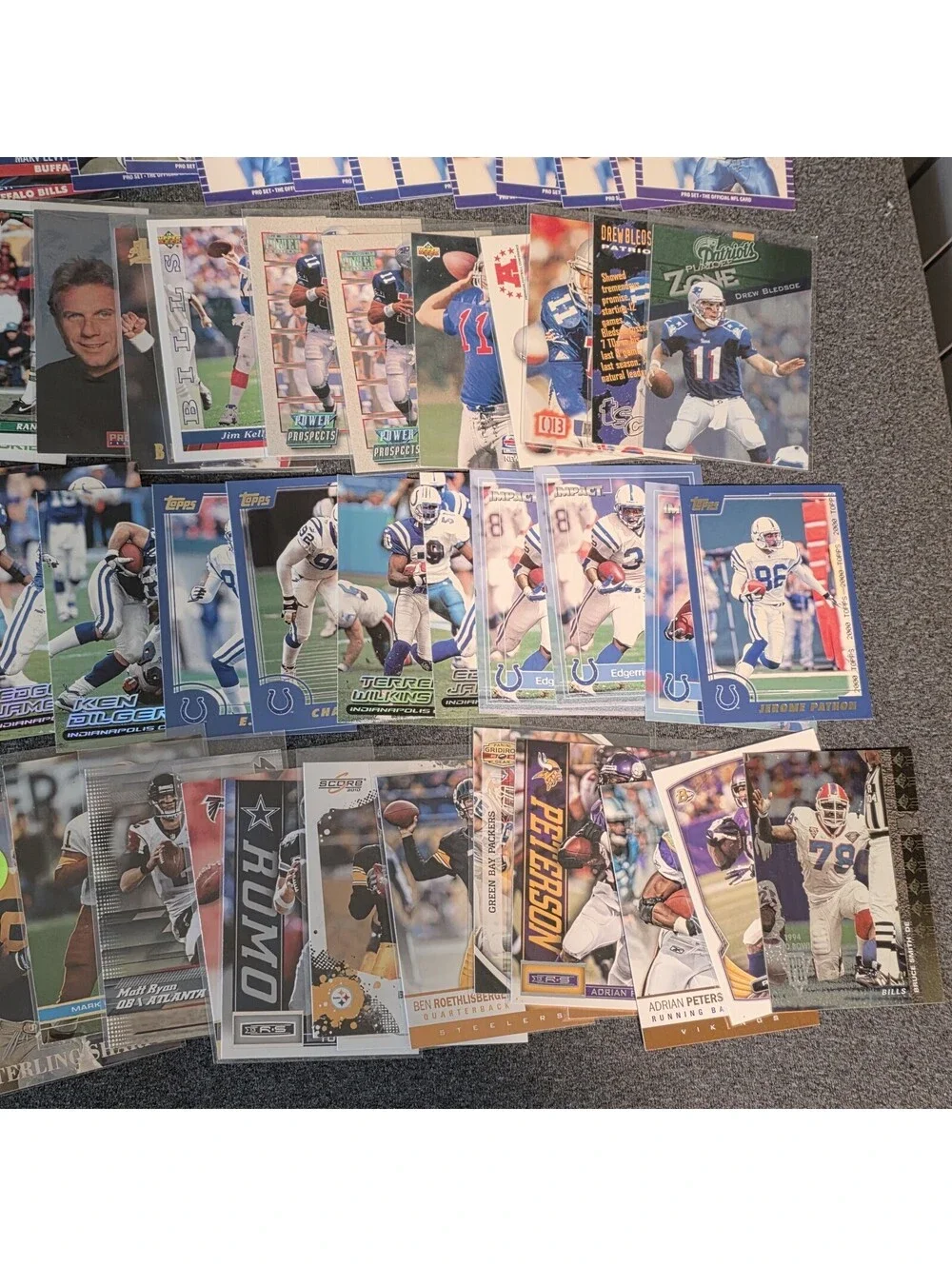 500+ Football Card Collection w/ Many Stars & HOF Players 90s 2000s